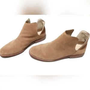 Women's Land's End Tan Pull on Ankle Boot Size 8
